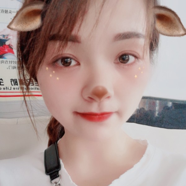 可乐挽手唯一的的照片