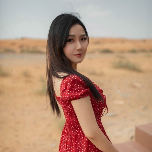 迷离回首樱桃的照片