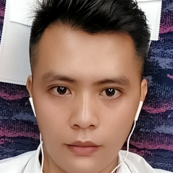 饱满演变篮球的照片