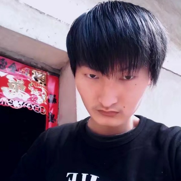 何人懂我，鎄的照片