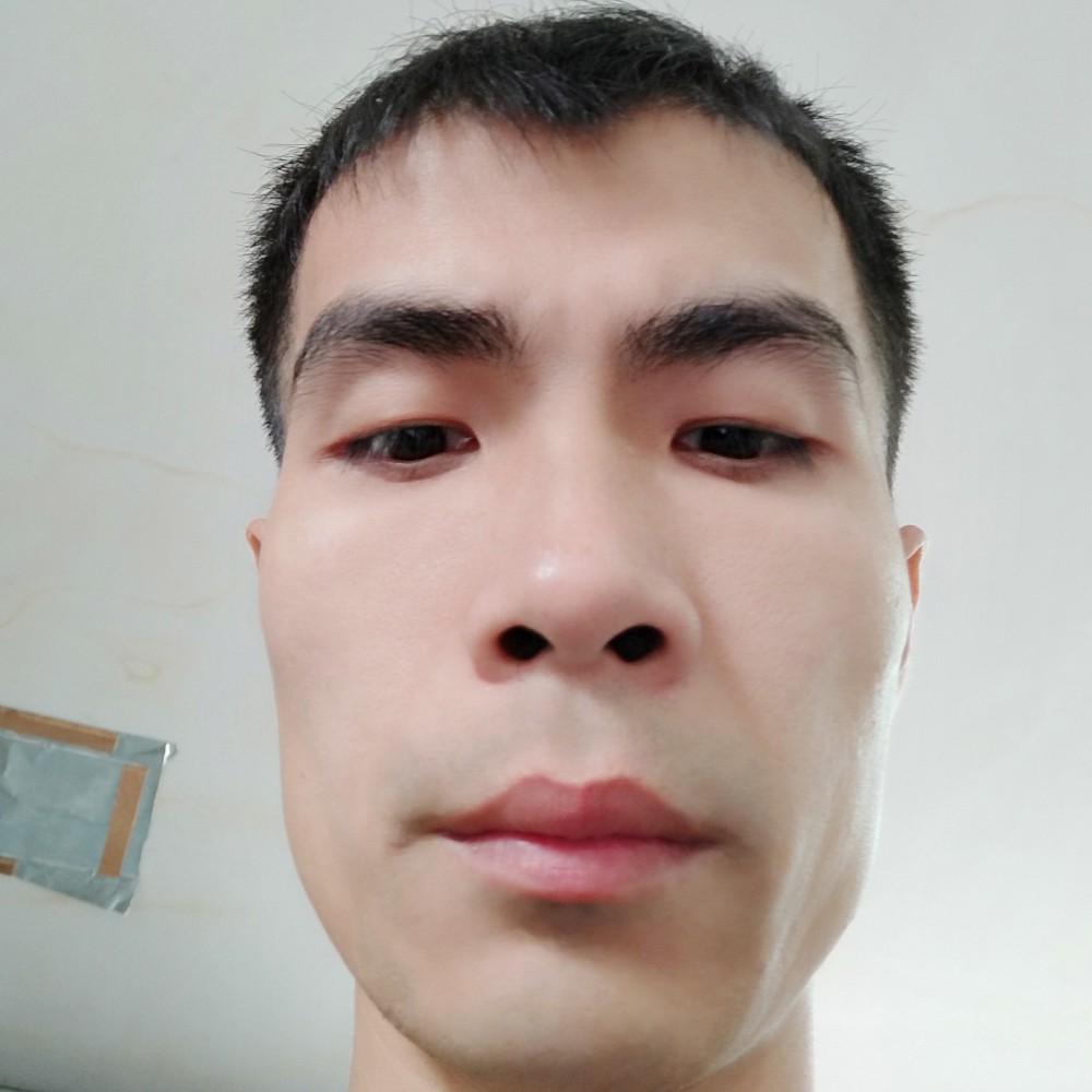 懵懂泪了春华的照片
