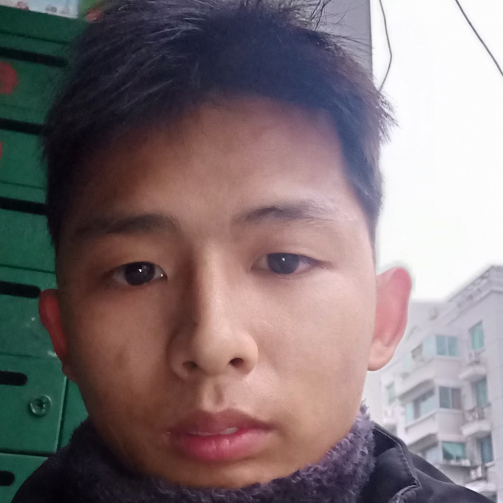 调皮那书本的照片