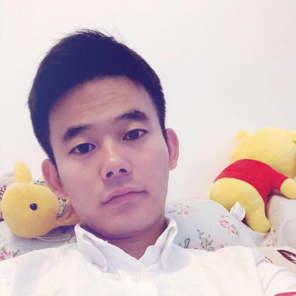 阳光乁的照片