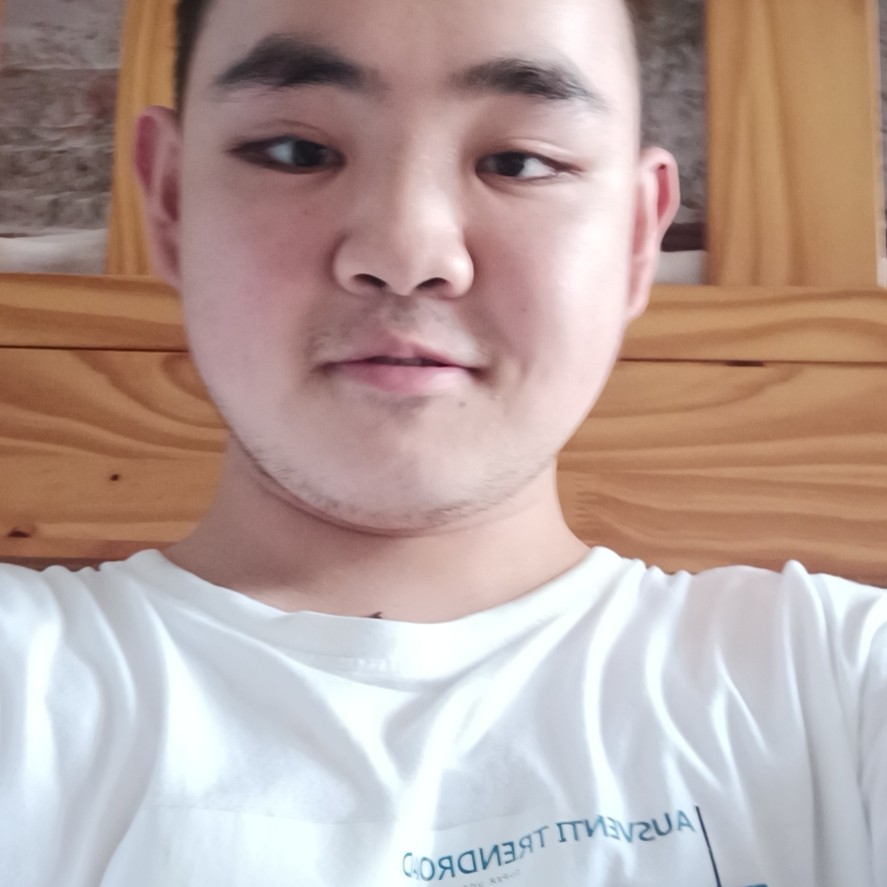 邹一苇的照片