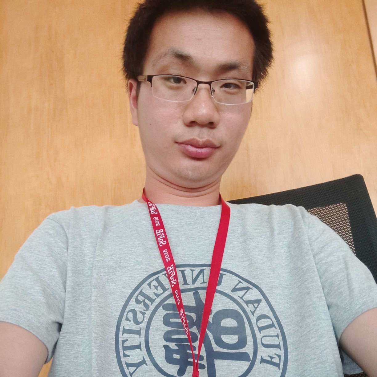 小啦啦啦的照片