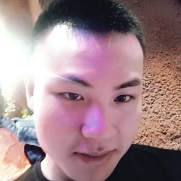 如此的侧脸的照片