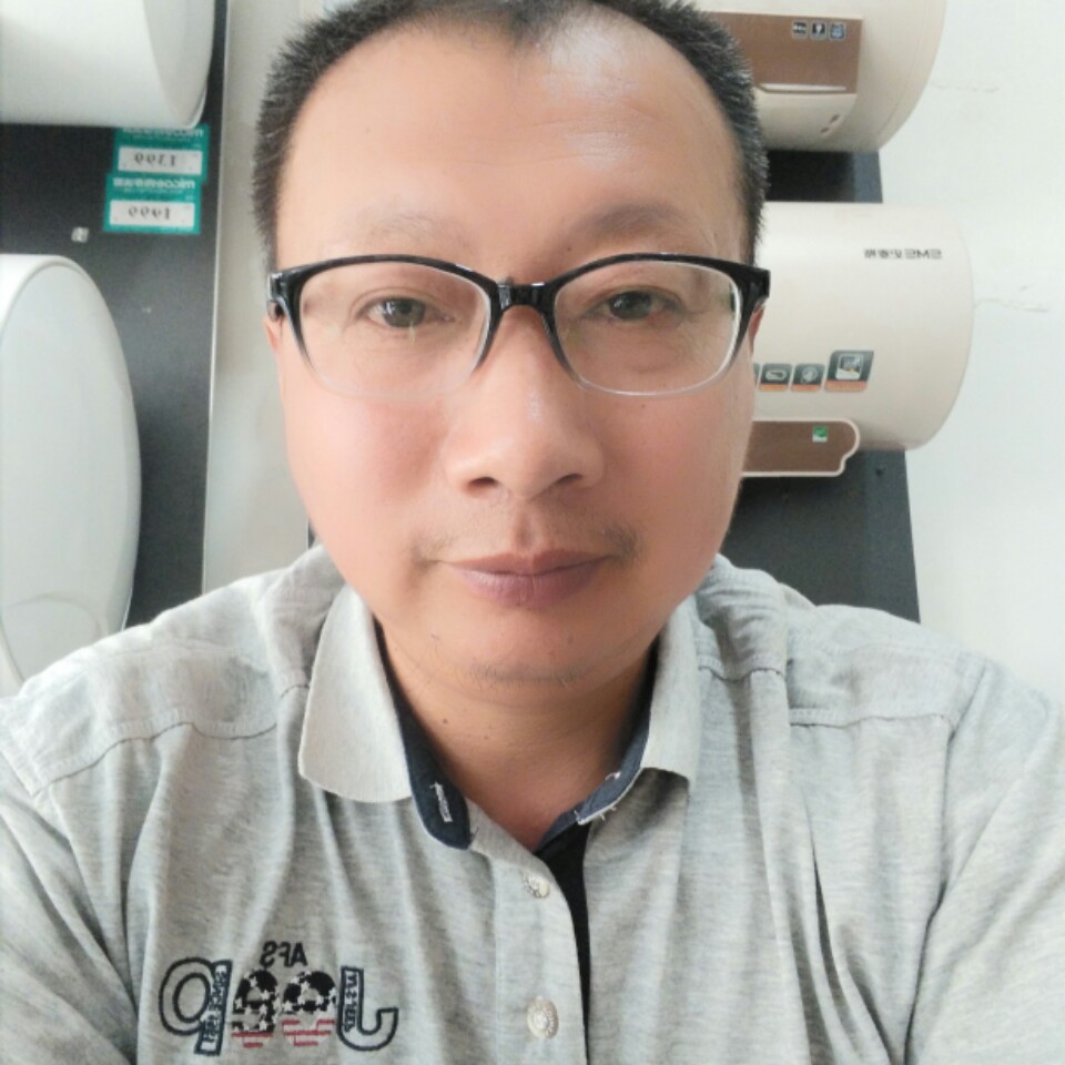 犹豫书包的照片
