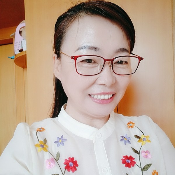 哭泣砖头的照片