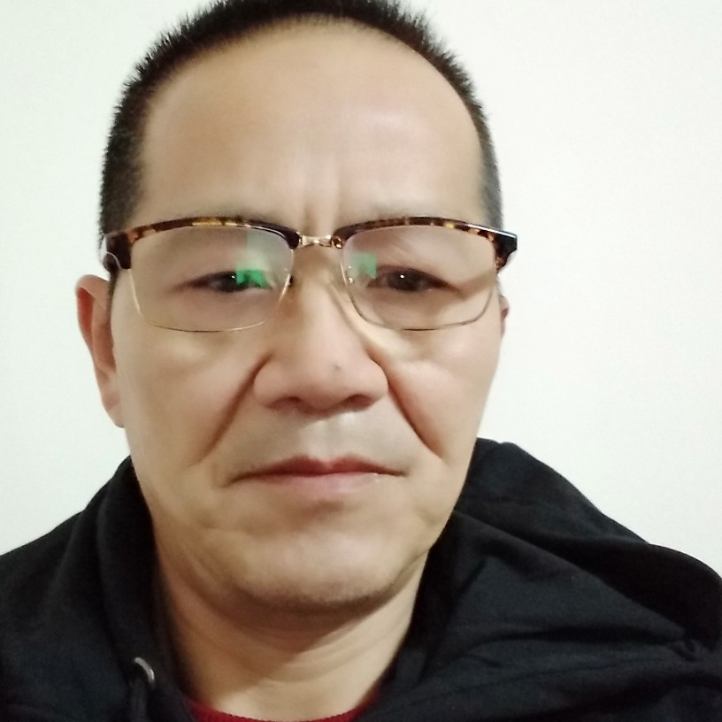 森林中之王的照片