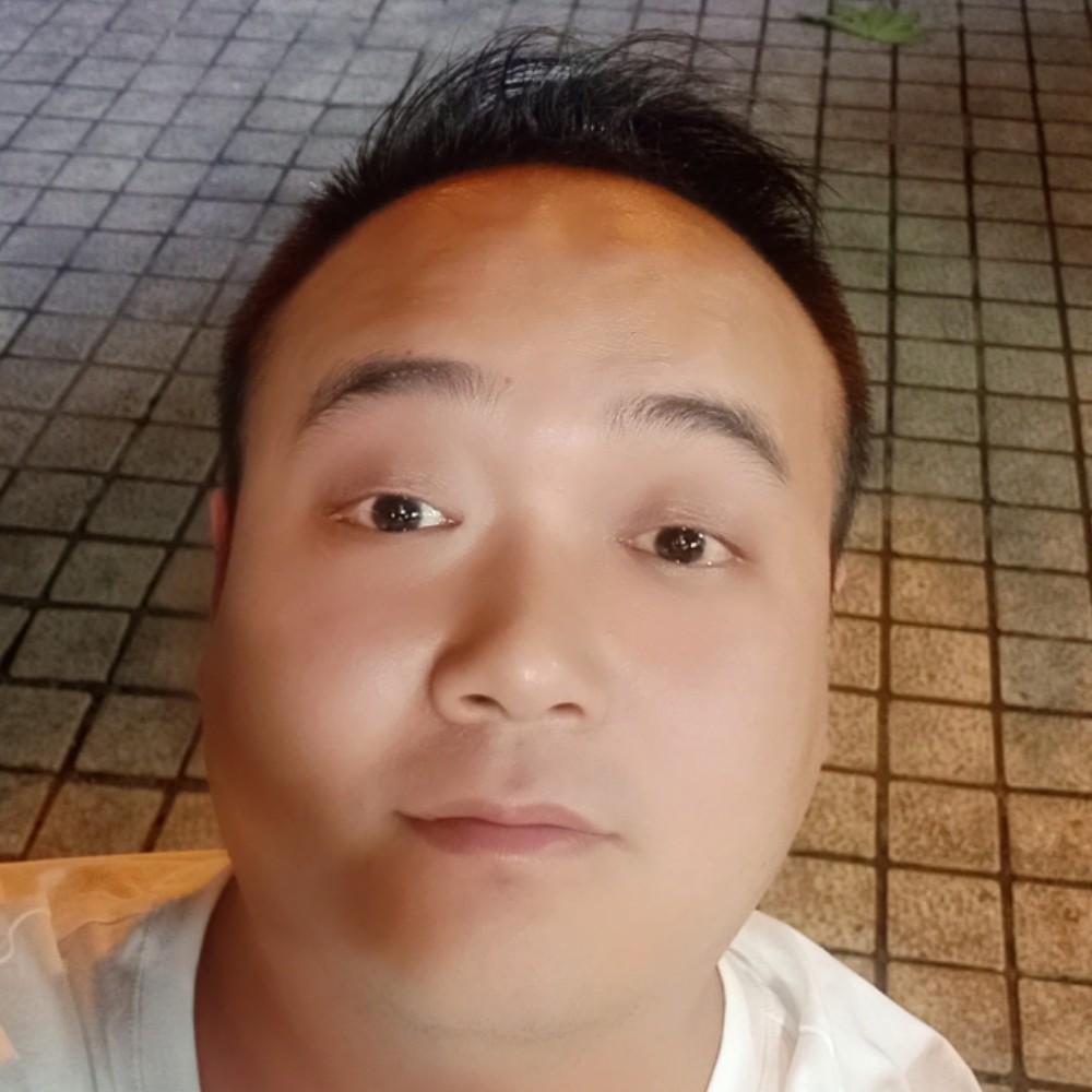听话浅吻身影的照片