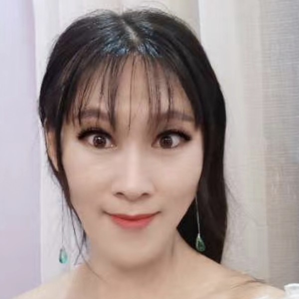 Megan1的照片