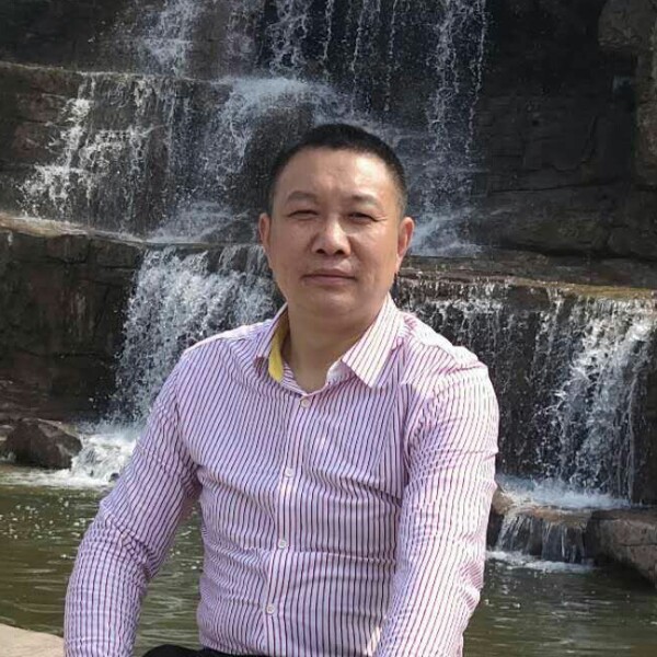 白云苦恋想人陪的照片
