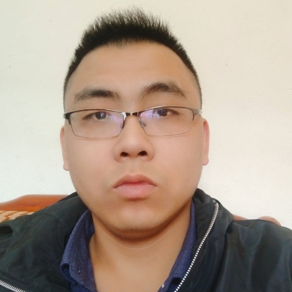 背后小蘑菇的照片