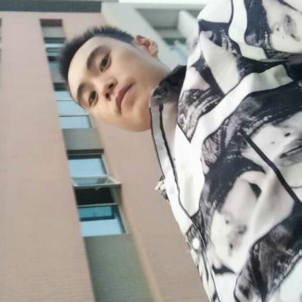 深夜孤胆的照片