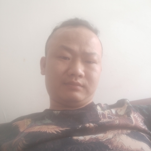 两个人？的照片