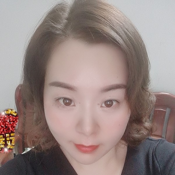 幻殇蹙眉柔弱的照片