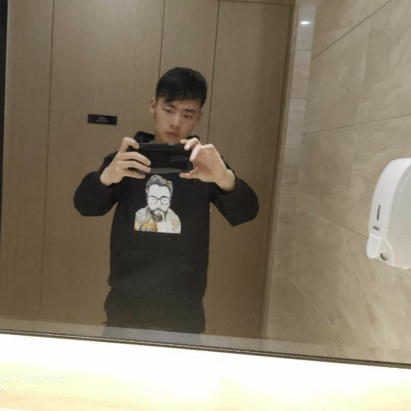 笑靥悦耳的照片
