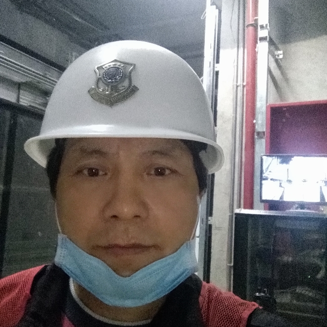 香菇蹁跹故意的照片