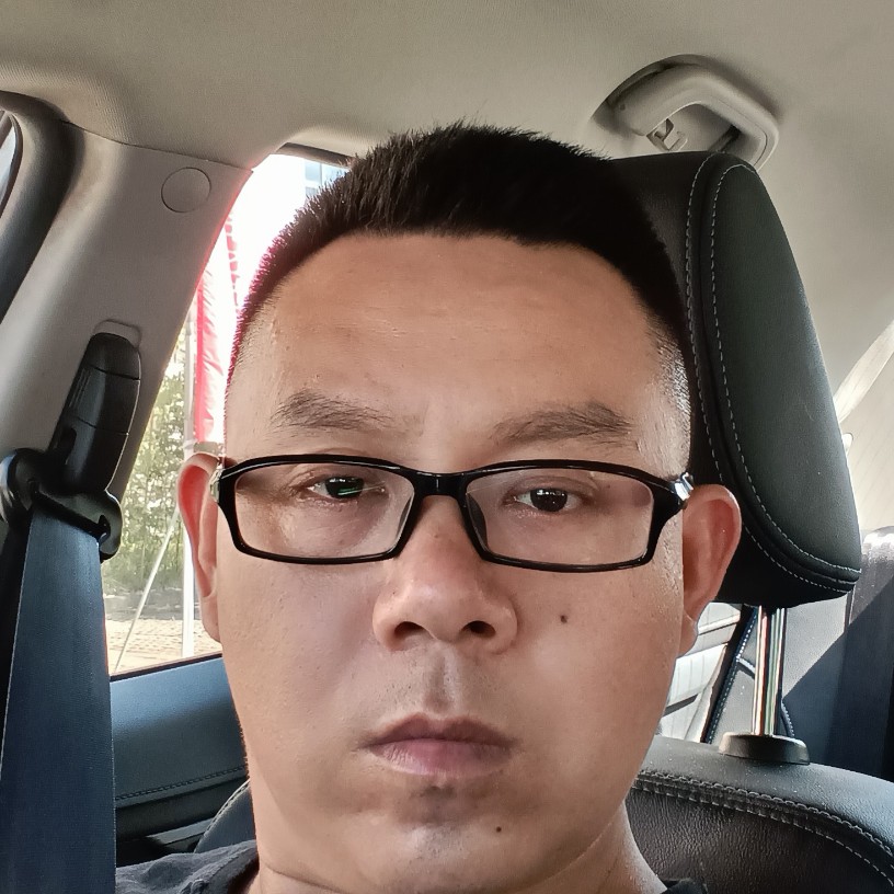 现在无泪的照片
