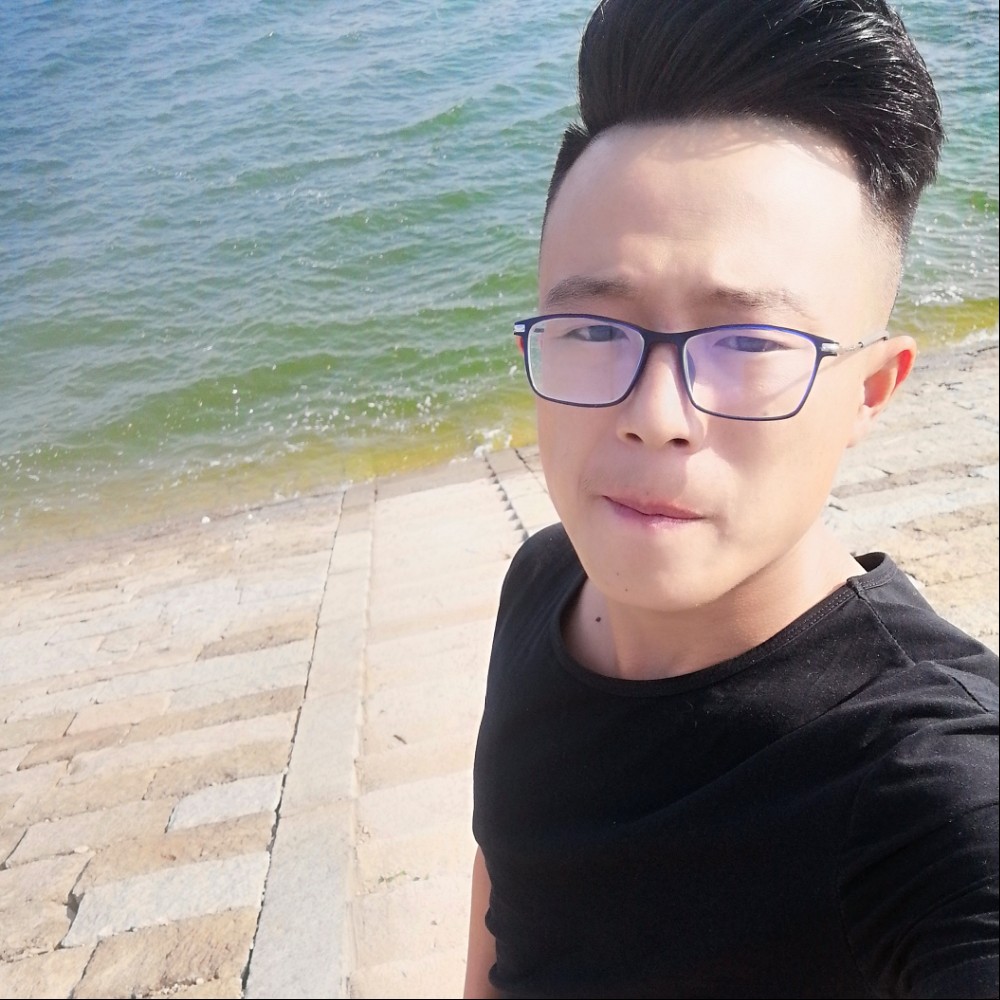 陌颜演变典雅的照片
