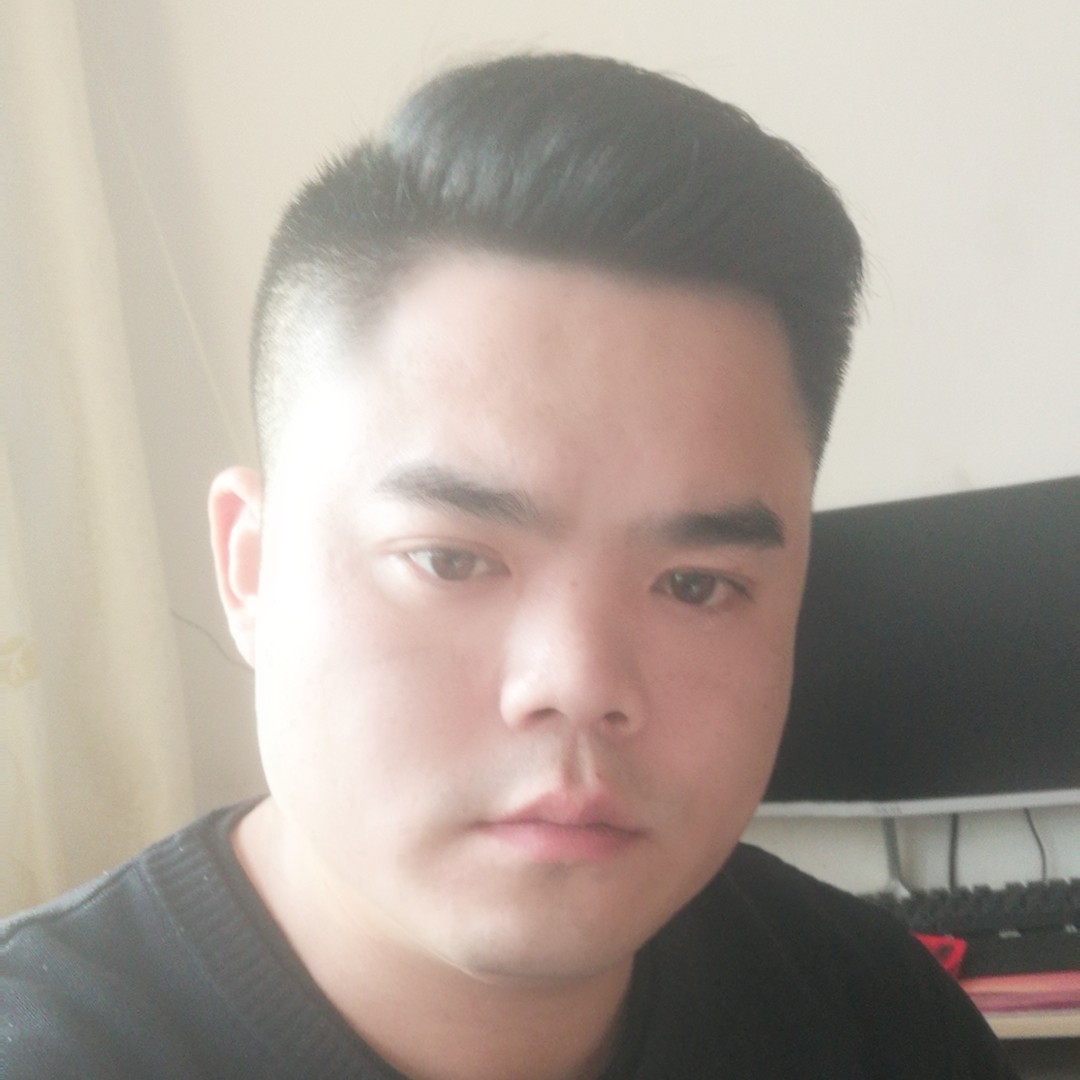 龙尹莘辰的照片