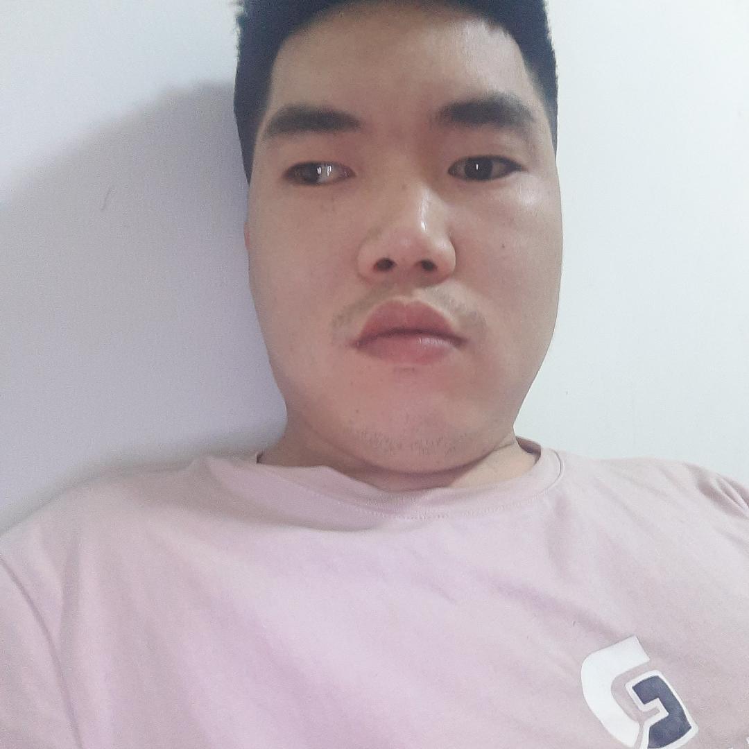温婉的眼睛的照片