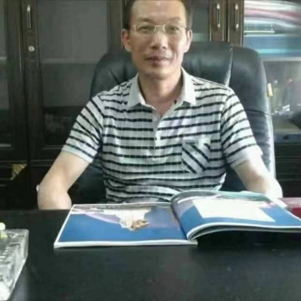 无私苦恋数据线的照片