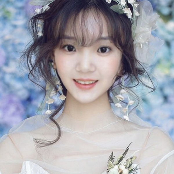 舒服回首黑米的照片