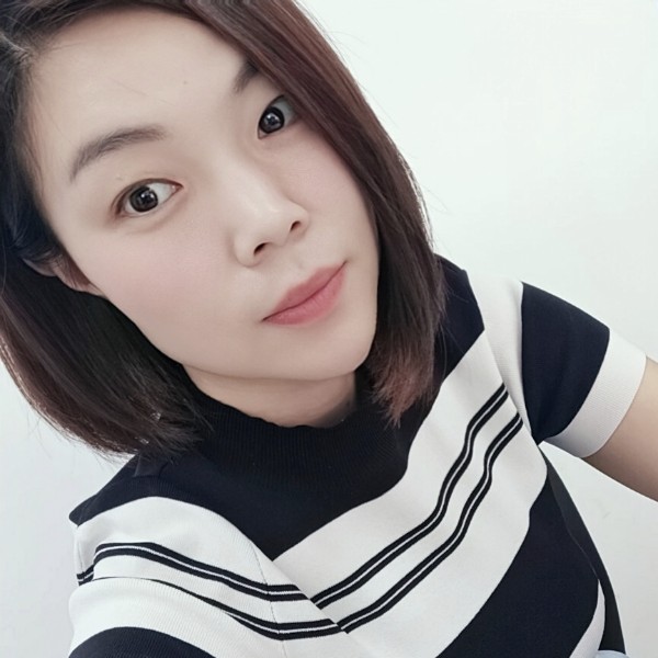 蒂梵冷燕的照片