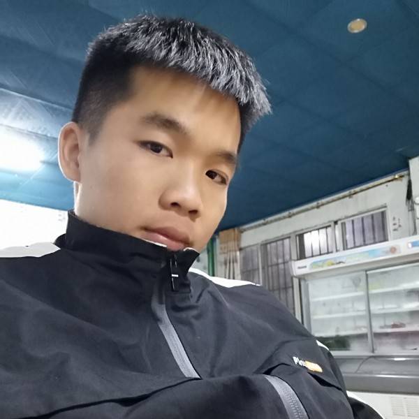 且知身是客的照片