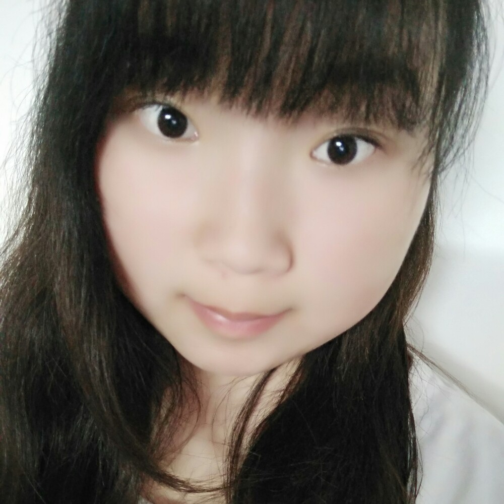 洛琳珂的照片