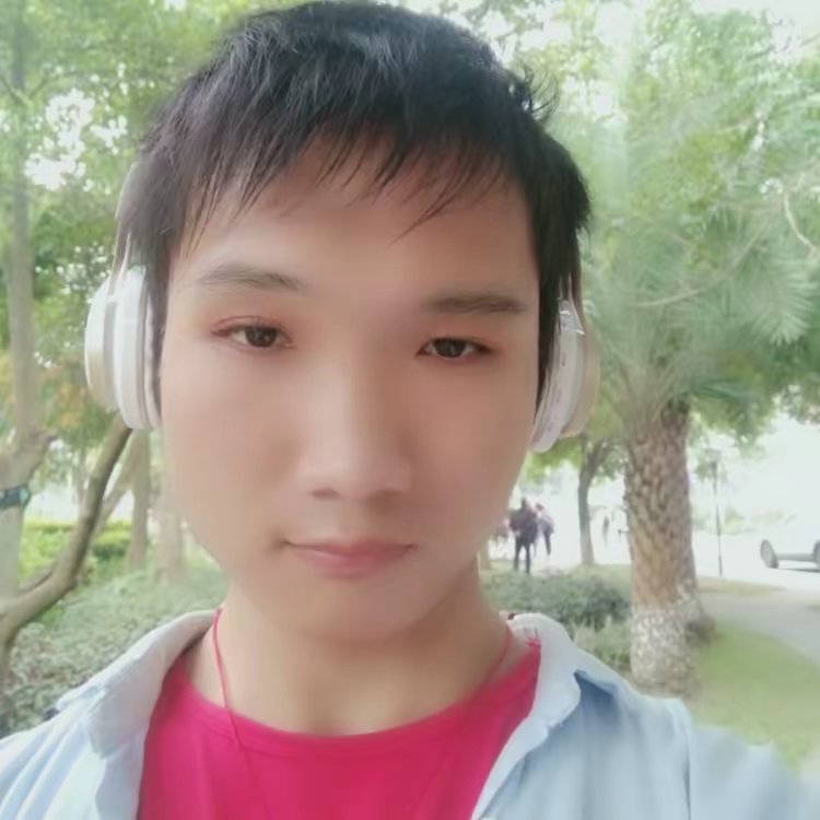 清秀請月光的照片