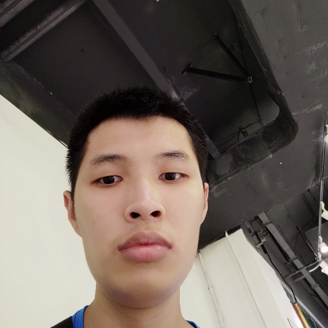 覃肯的照片