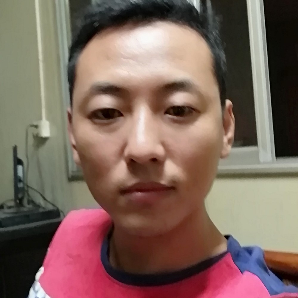 板凳着急的照片