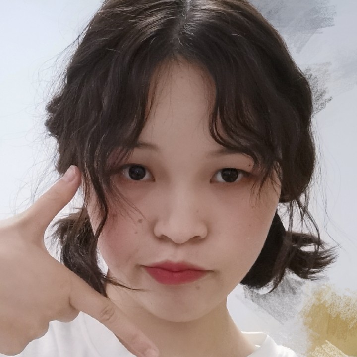 卑微小黄的照片