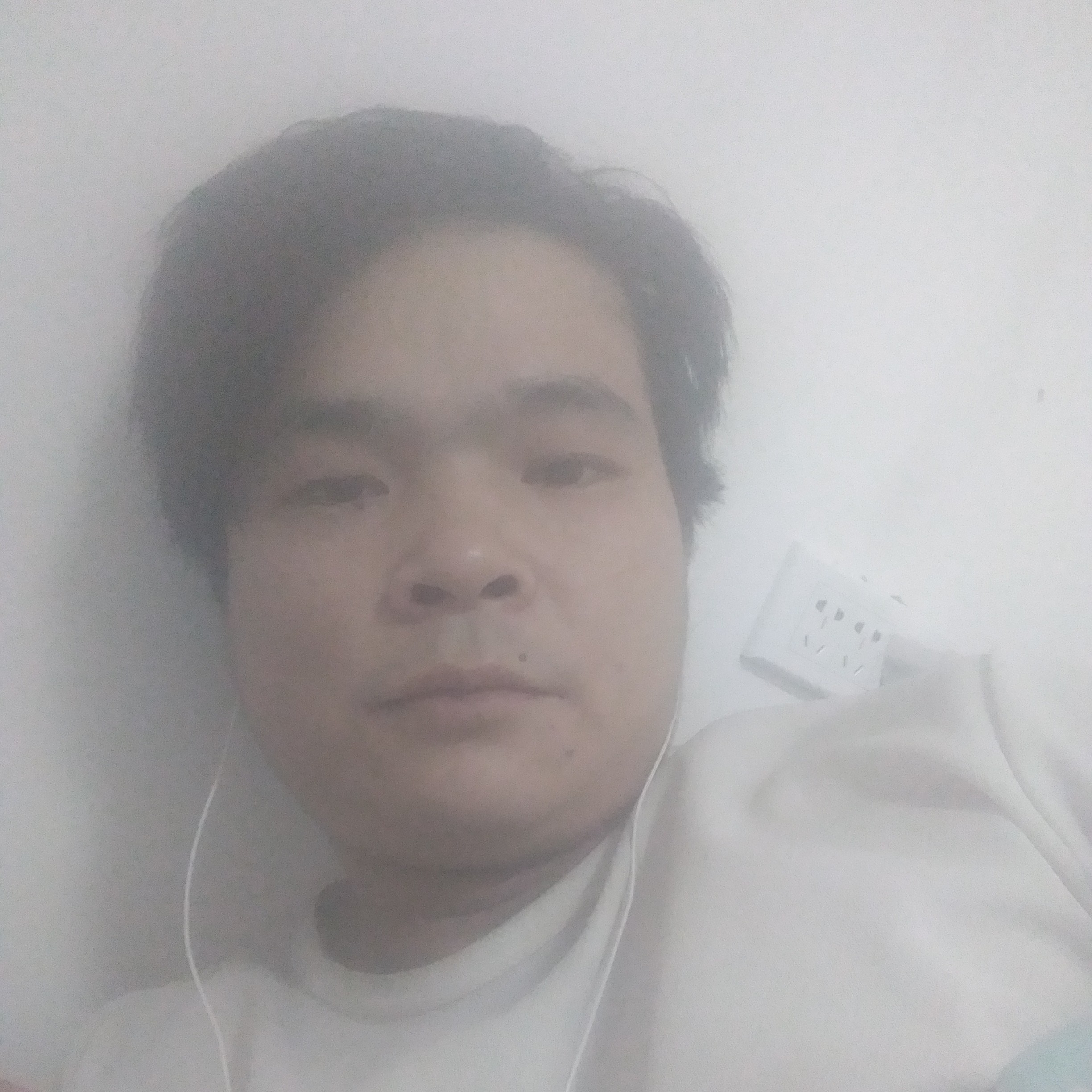 羞涩迎星愿的照片