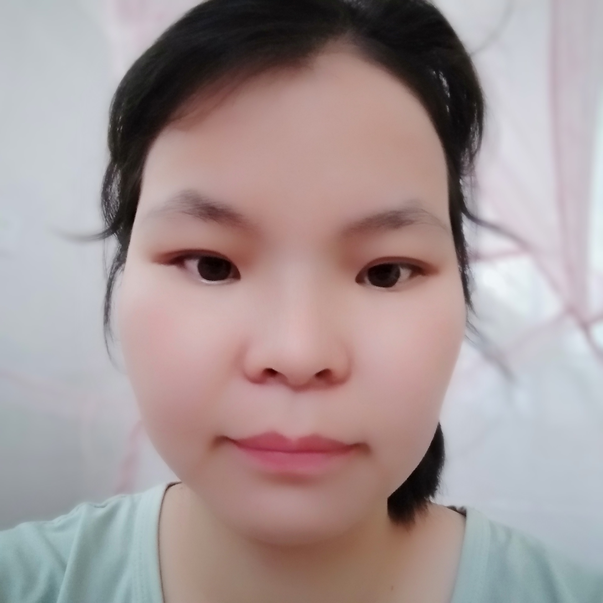 眼睛大给宝贝的照片