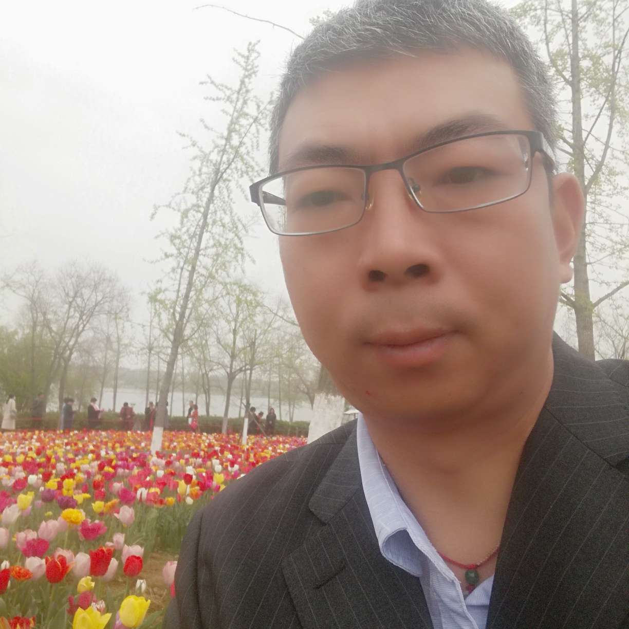 痴情多么微笑的照片