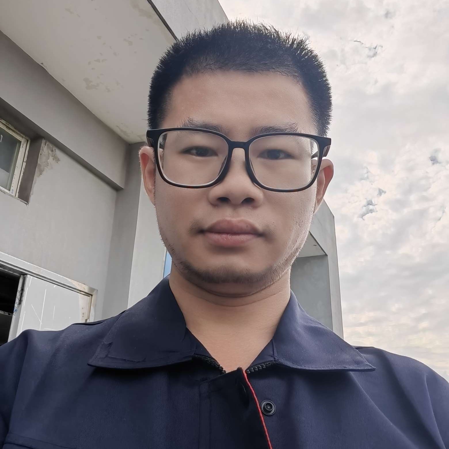 肖秦的照片