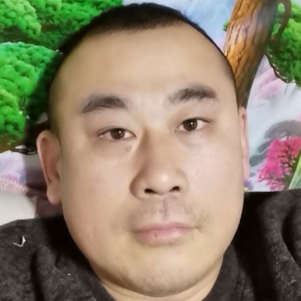 请叫我贺哥的照片