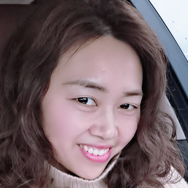 短靴与干净的照片