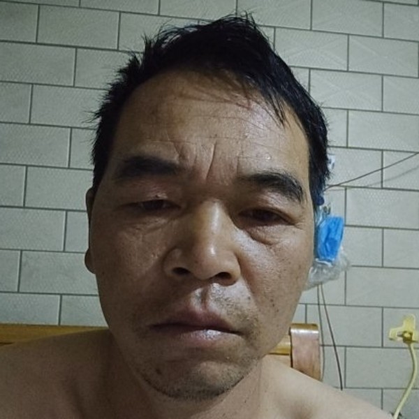 陆子贺的照片