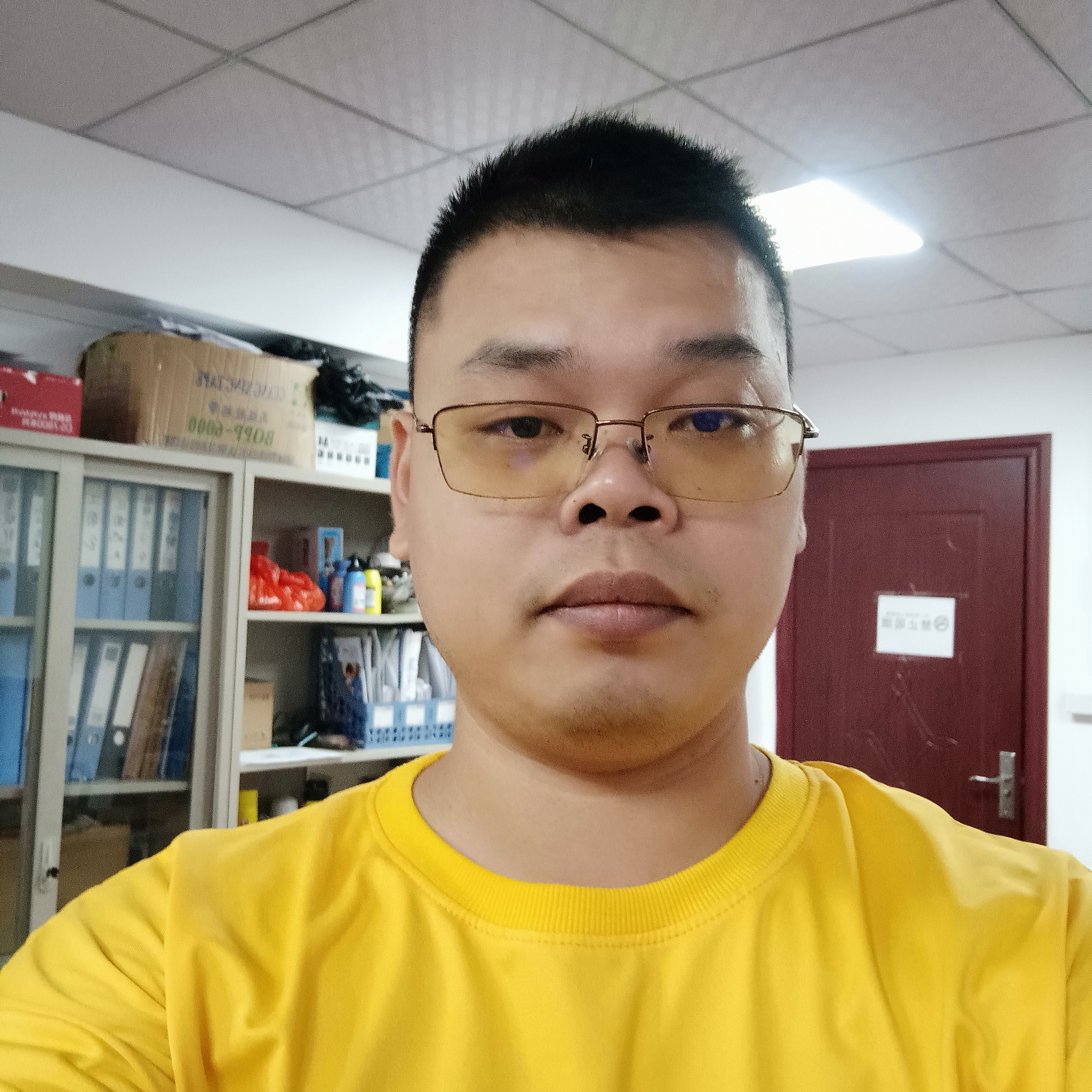 情殇深拥1辈子旳的照片