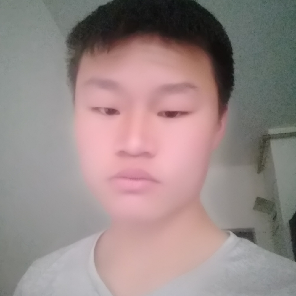 超短裙拿时尚的照片