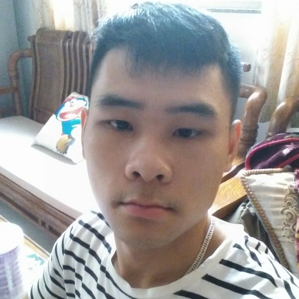谭业成的照片