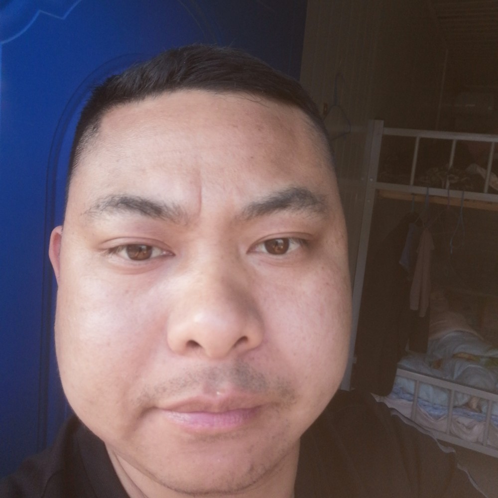 月光下的永士的照片