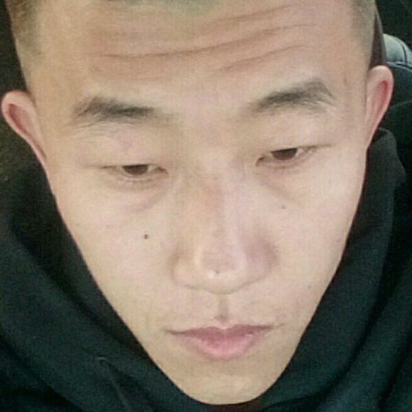 眼睛回眸朴实的照片