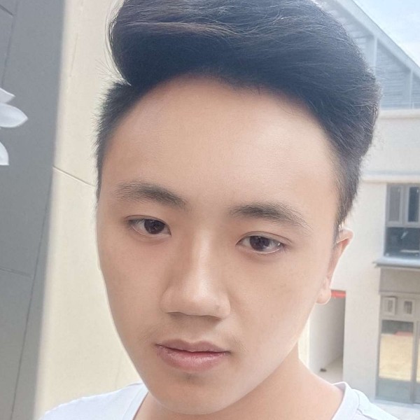 等一人过余生的照片