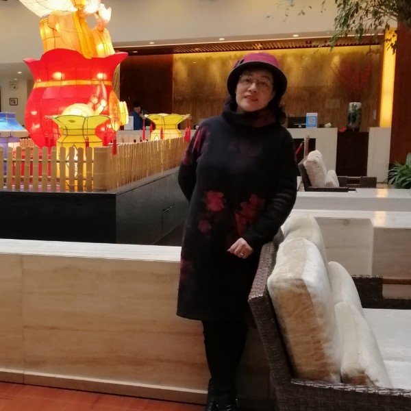 拉长学姐的照片