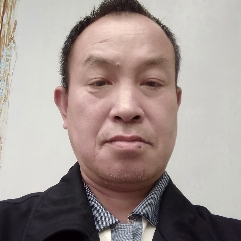 易圣良的照片
